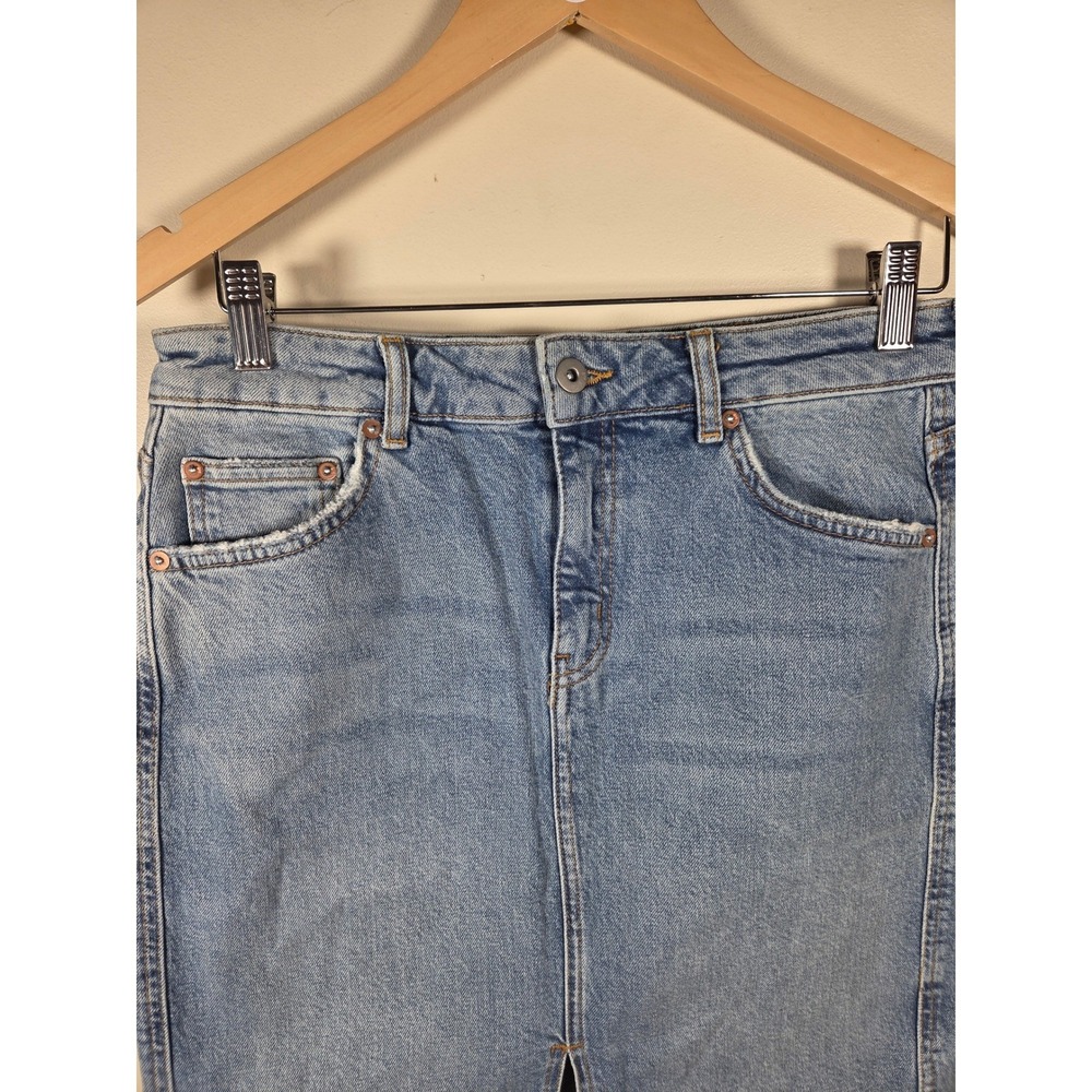 Pilcro and the Letterpress Anthropologie Denim Pencil Skirt Front Slit Size 8 - Picture 2 of 10